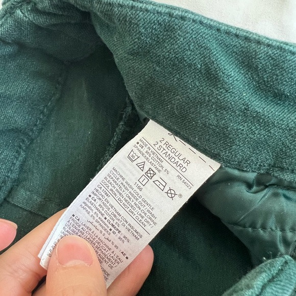 Old Navy Mid Rise Pixie Skinny Ankle Pants-Green - Picture 4 of 7